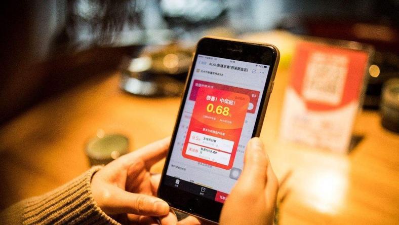 阿里、百度的餐饮SaaS“头号打手”为何陷入欠薪、裁员?